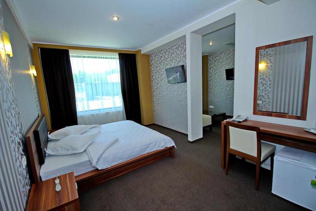 Hotel Eden Tulcea Ruang foto