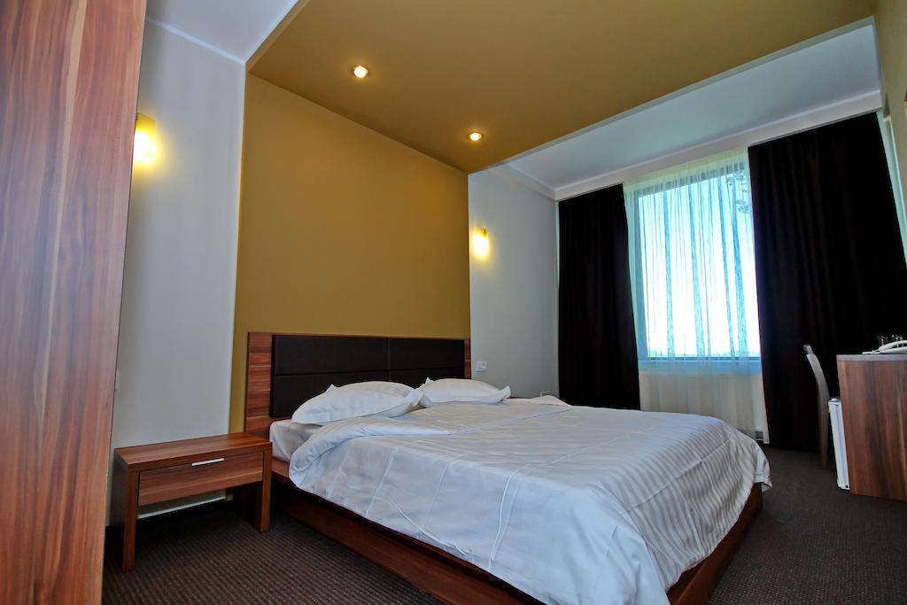 Hotel Eden Tulcea Ruang foto